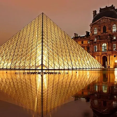 Rivoli Musee Du Louvre Hotel Paris